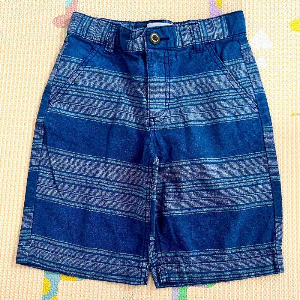 Old Navy Flat Front Striped Shorts for Boys, Gently Used, Size 7